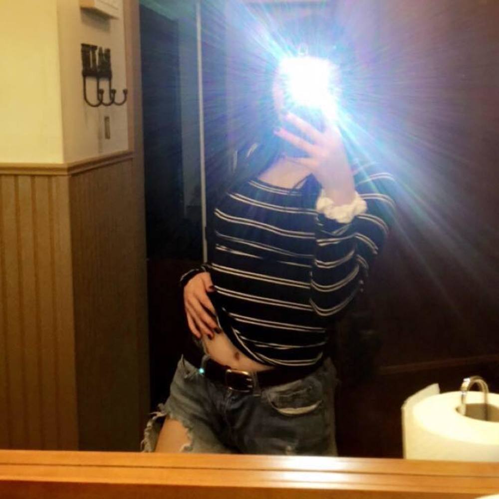 Meet your Posher, Ella